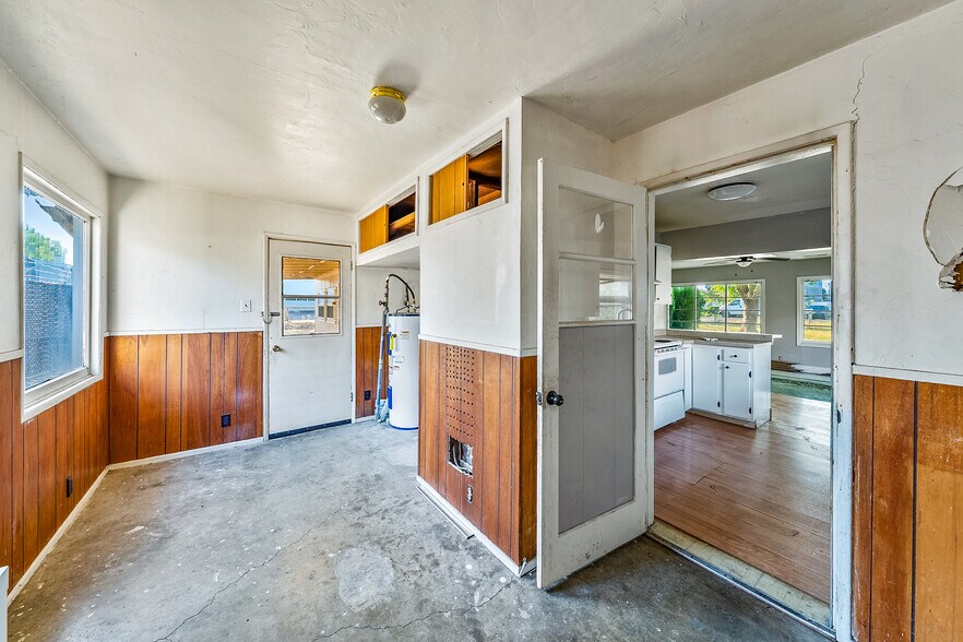 More Photos Of 3311 Biddle Rd, Medford Auto Repair For Sale