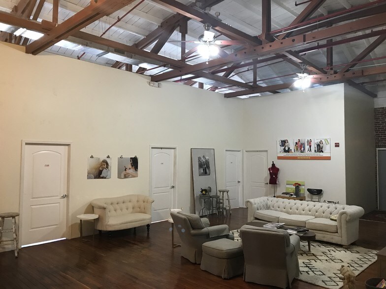 More Photos Of 1906 N Armenia Ave, Tampa Loft Creative Space For Lease