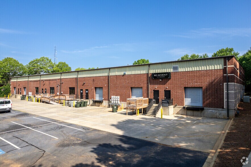 More Photos Of 1150 Crews Rd, Matthews Office For Lease