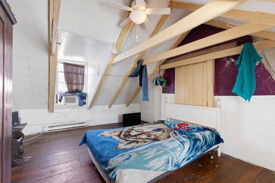 More Photos Of 125 W State St, Kennett Square Apartments For Sale