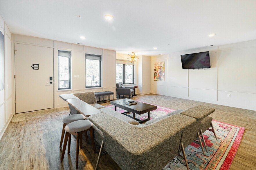 More Photos Of 830 Henry St, Ann Arbor Apartments For Sale