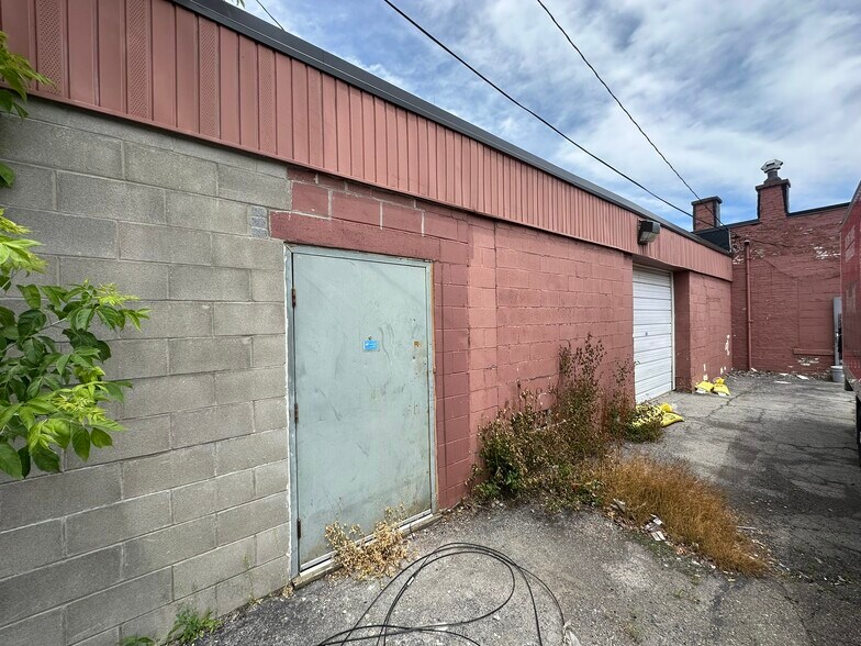 More Photos Of 3146-3148 Bailey Ave, Buffalo Storefront For Sale