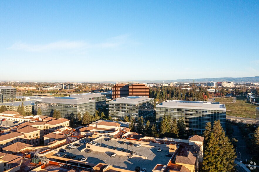 More Photos Of 2535 Augustine Dr, Santa Clara Office For Lease