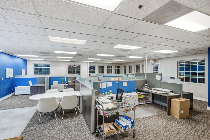 More Photos Of 3087 E Warm Springs Rd, Las Vegas Office For Sale