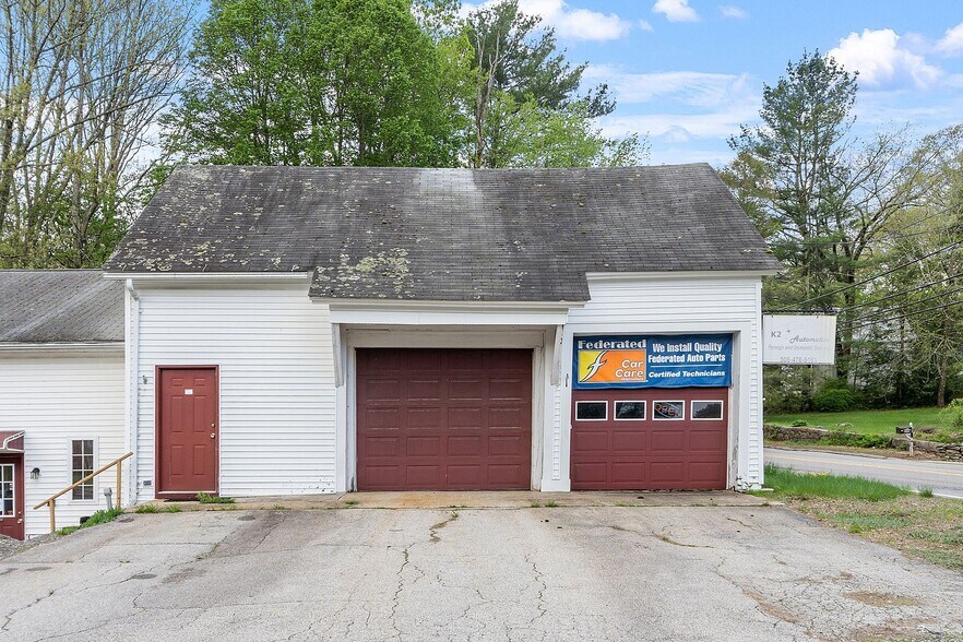 Primary Photo Of 3 Glen St, Douglas Auto Repair For Sale