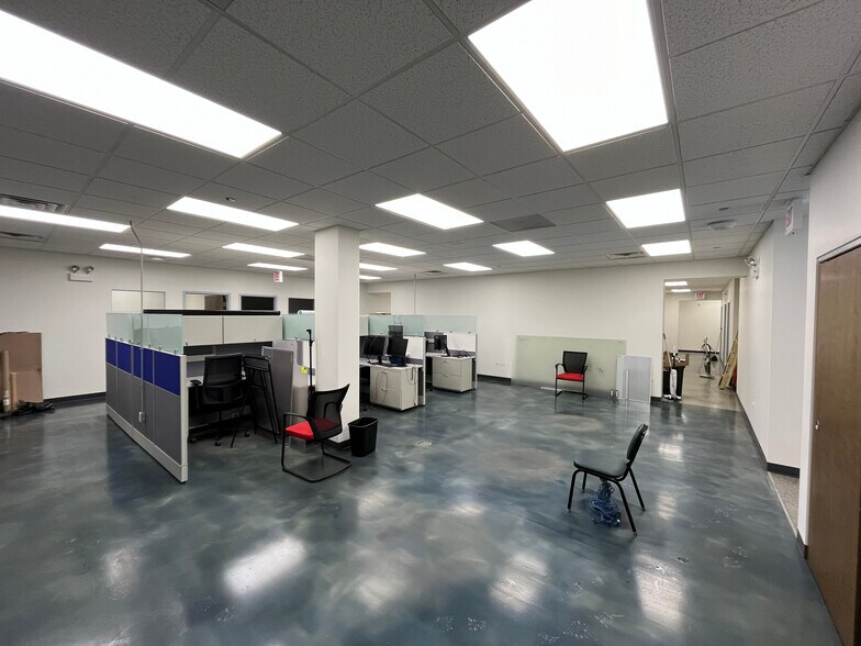 More Photos Of 1120 W Exchange Ave, Chicago Warehouse For Lease