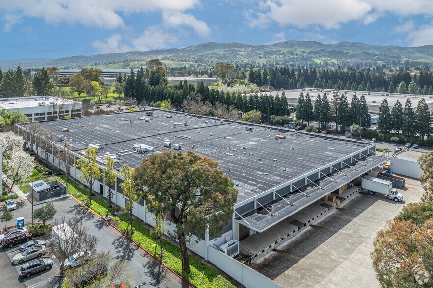 More Photos Of 4550 Norris Canyon Rd, San Ramon Research And Development For Lease