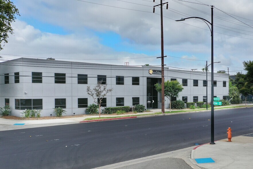 More Photos Of 1111 S Victory Blvd, Burbank Research And Development For Lease