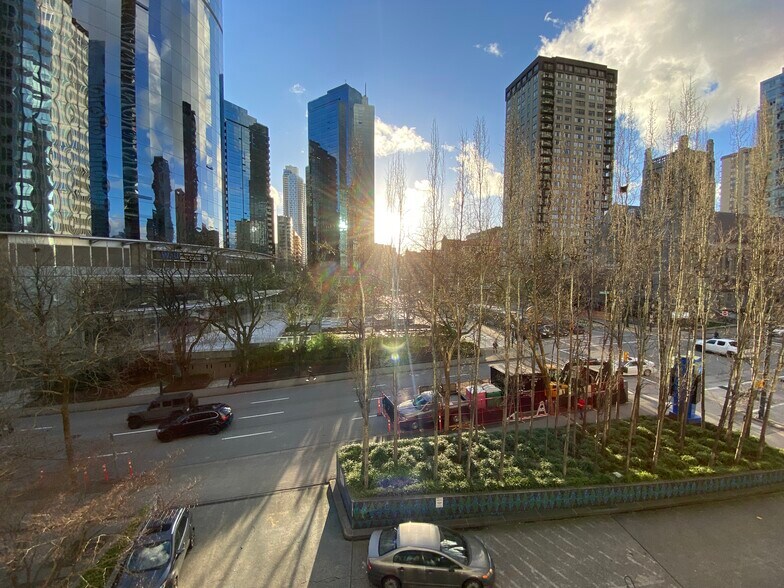 More Photos Of 989 Nelson St, Vancouver Apartments For Sale