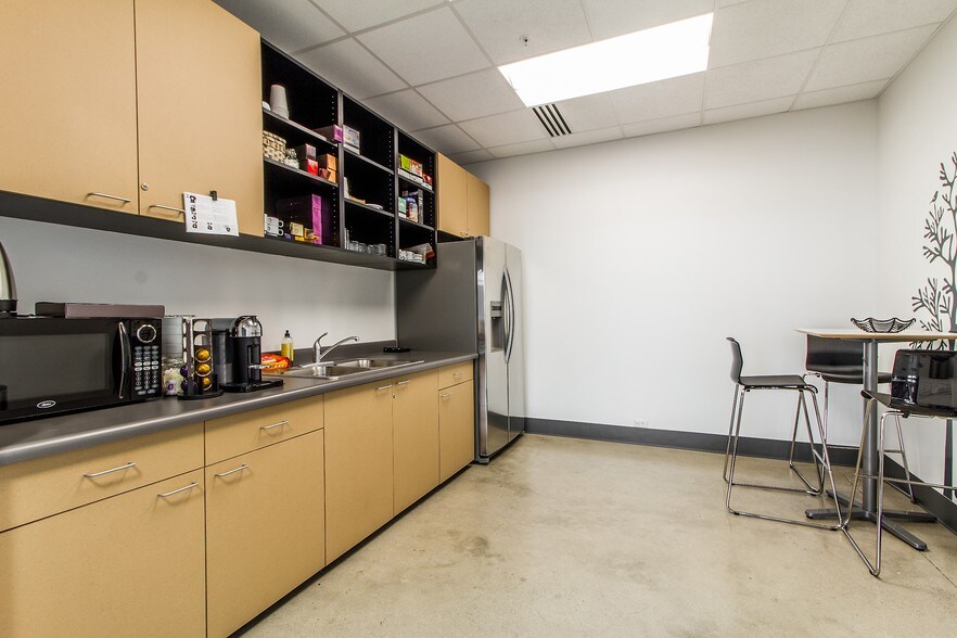 More Photos Of 90 S 400 W, Salt Lake City Office For Lease