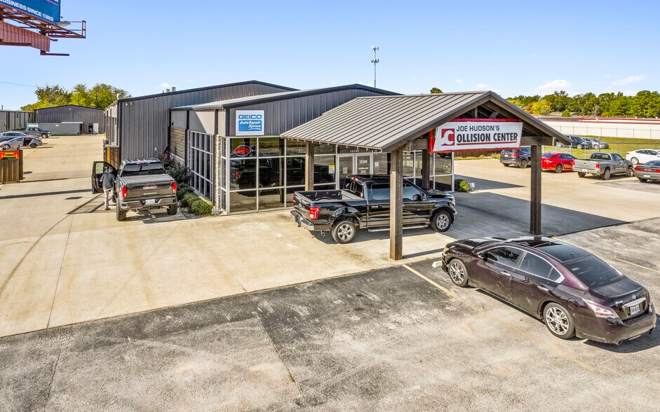 More Photos Of 12390 State Highway 155 S, Tyler Auto Repair For Sale