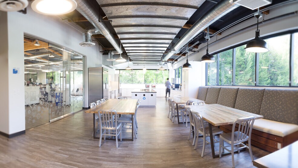 More Photos Of 1400 Montefino Ave, Diamond Bar Office For Sale