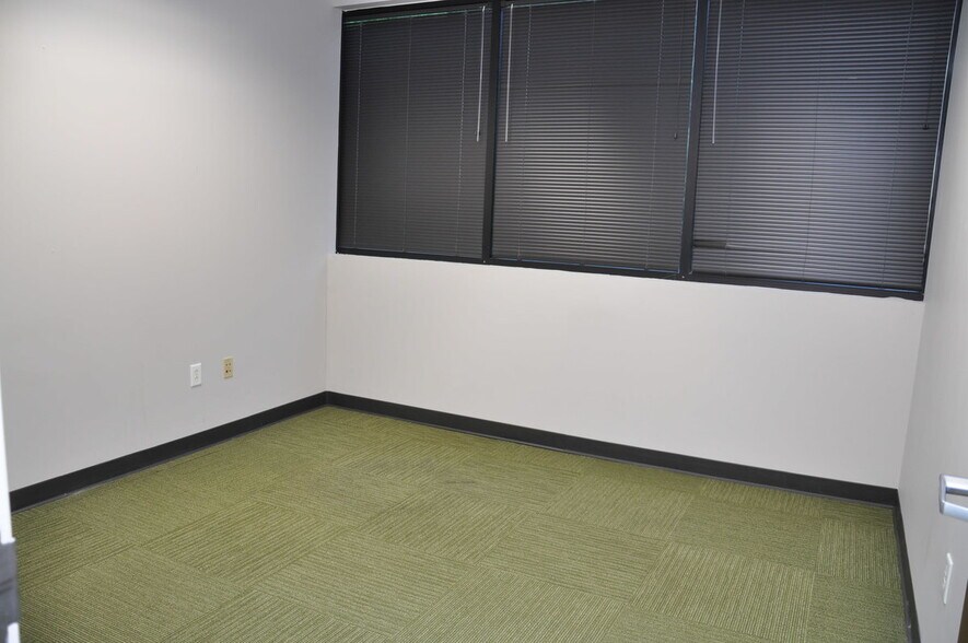 More Photos Of 1200 Premier Dr, Chattanooga Loft Creative Space For Lease