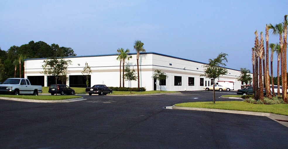 More Photos Of 8201 Cypress Plaza Dr, Jacksonville Office For Sale