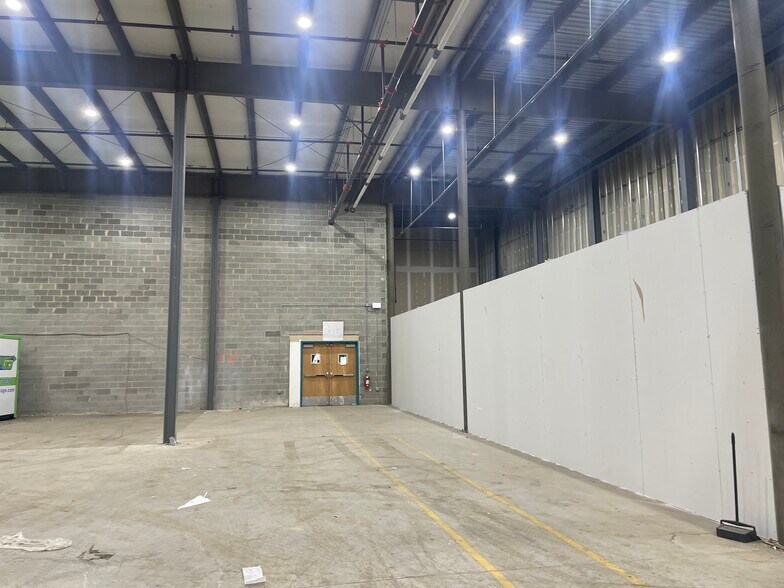 More Photos Of 1422 Route 179, Lambertville Warehouse For Lease