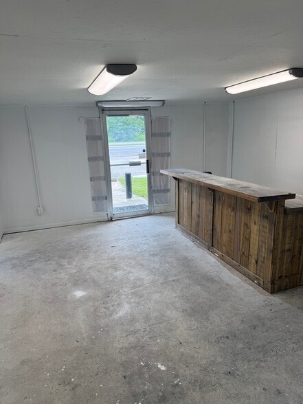 More Photos Of 5701 Us-90 Hwy, Theodore Freestanding For Lease