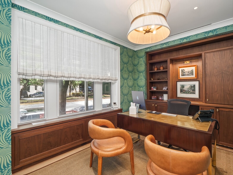 More Photos Of 1075 Park Ave, New York Apartments For Sale