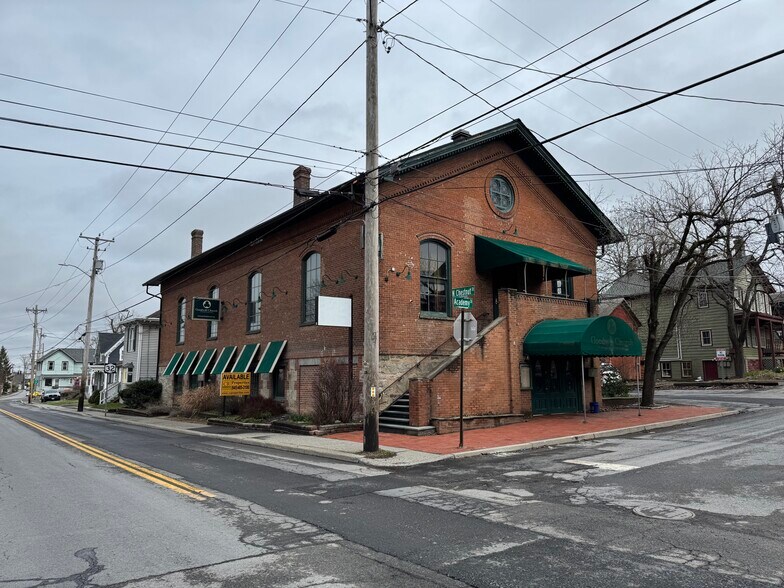 More Photos Of 16 N Chestnut St, New Paltz Freestanding For Sale