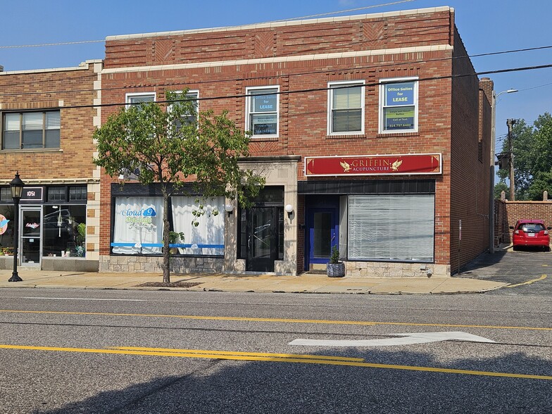 More Photos Of 1047 S Big Bend Blvd, Saint Louis Storefront Retail Office For Lease