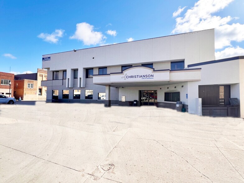 Primary Photo Of 302 5th St SW, Willmar Office For Sale