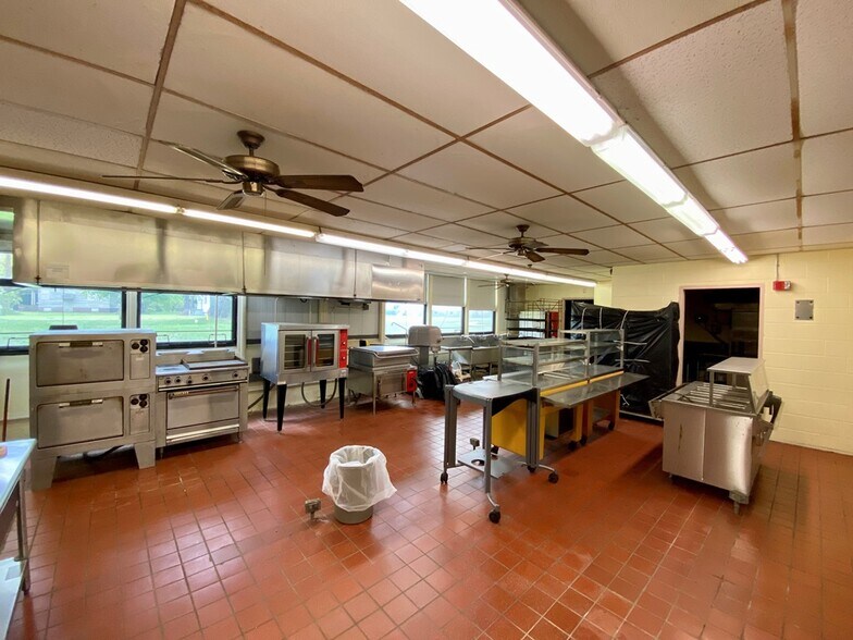 More Photos Of 6812 BROWN St, Port Norris Schools For Sale