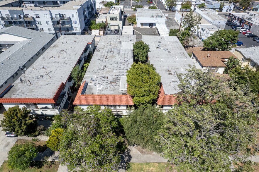 More Photos Of 3344 Mentone Ave, Los Angeles Apartments For Sale