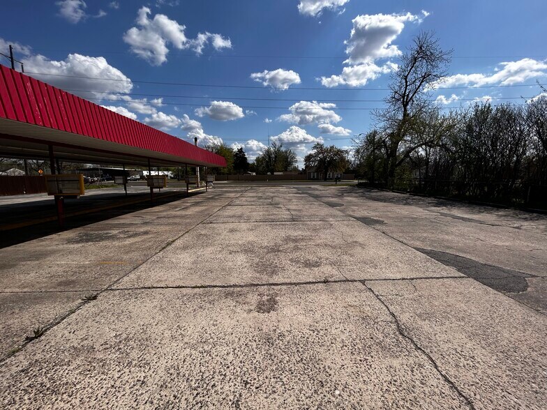 More Photos Of 9411 NE 10th St, Oklahoma City Fast Food For Sale
