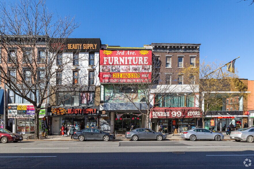 Primary Photo Of 2138 Third Ave, New York Freestanding For Lease