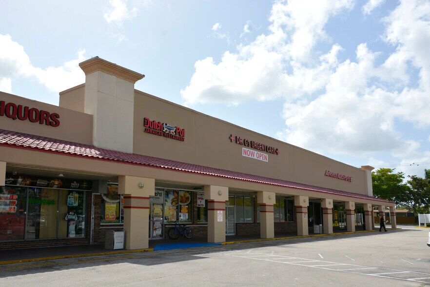 More Photos Of 8255 Sunset Strip, Sunrise Unknown For Lease