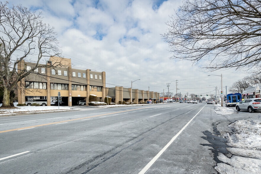 More Photos Of 1575 Hillside Ave, New Hyde Park Medical For Sale