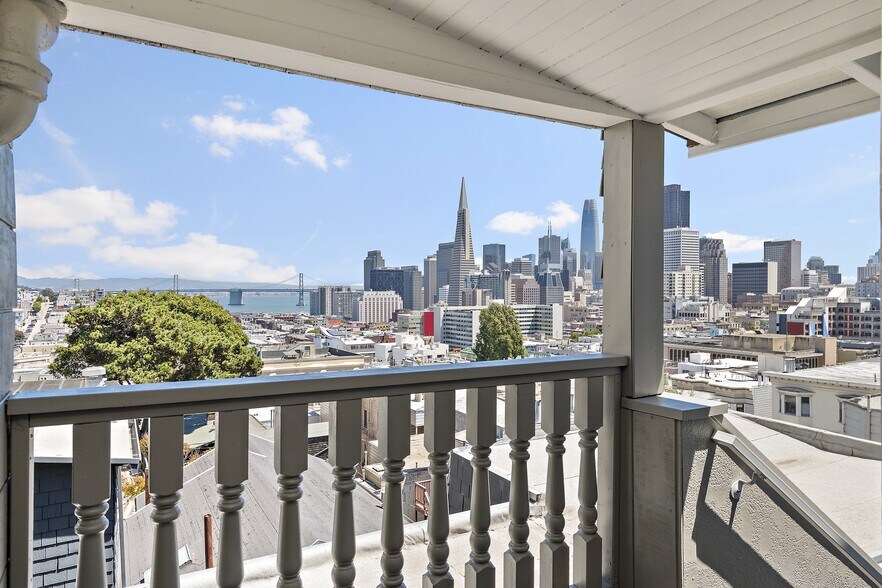 Primary Photo Of 950 Vallejo St, San Francisco Multifamily For Sale