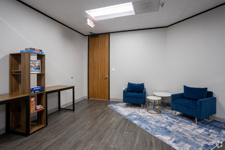 More Photos Of 1001 S Dairy Ashford Rd, Houston Office For Lease