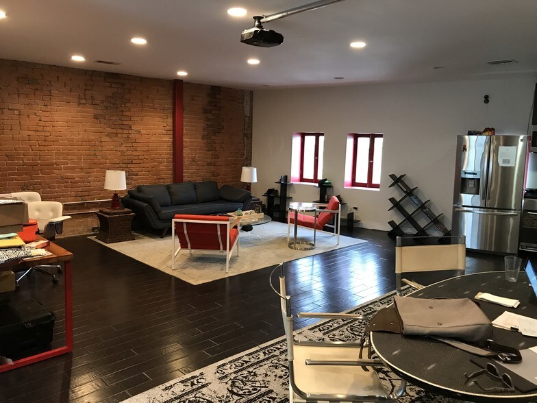 More Photos Of 10871-10885 Washington Blvd, Culver City Storefront Retail Office For Lease