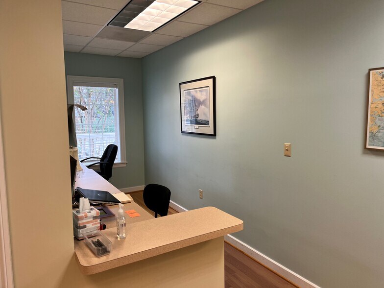 More Photos Of 508 Libbie Ave, Richmond Office For Lease