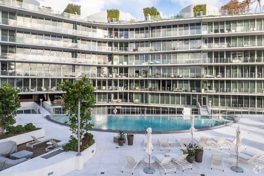 More Photos Of 1 Collins Ave, Miami Beach Apartments For Lease