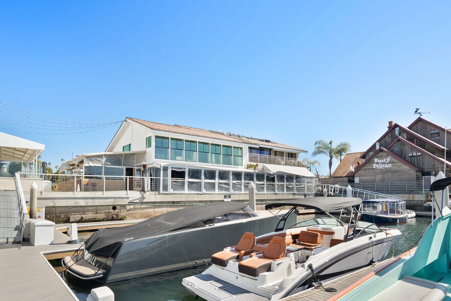 More Photos Of 2751 W Coast Hwy, Newport Beach Restaurant For Lease