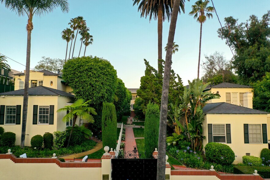 Primary Photo Of 1718-1726 N Vista St, Los Angeles Apartments For Sale