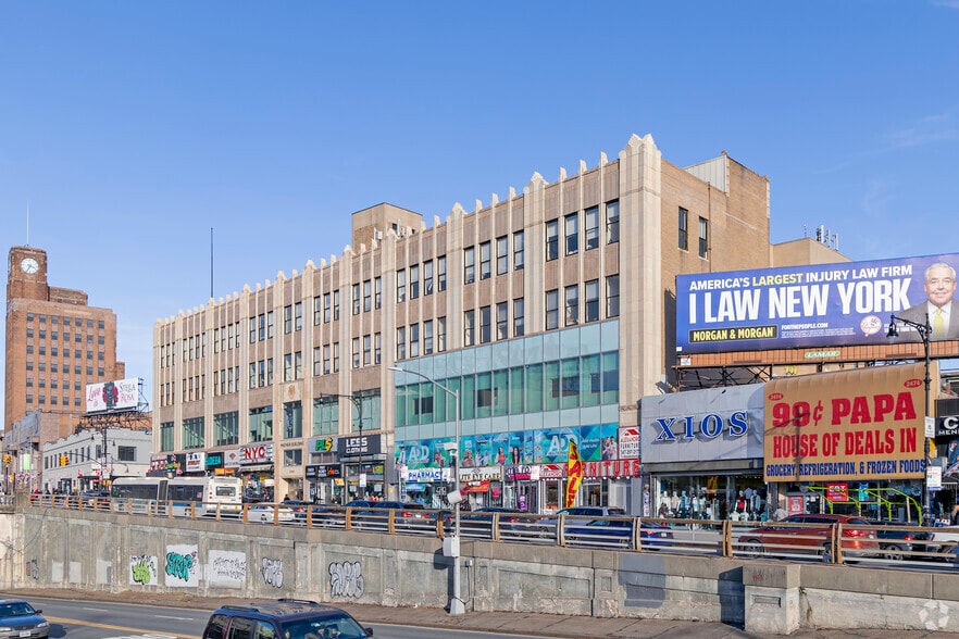 More Photos Of 2480-2496 Grand Concourse, Bronx Office For Lease