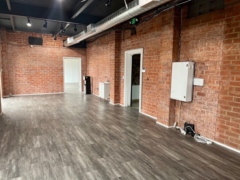 More Photos Of 7451-7465 Beverly Blvd, Los Angeles Loft Creative Space For Lease
