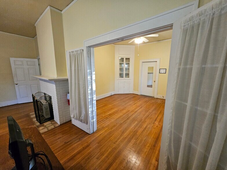 More Photos Of 230 Elliott St, Orangeburg Medical For Lease