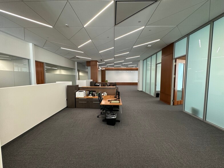 More Photos Of 150 Peabody Pl, Memphis Office For Lease