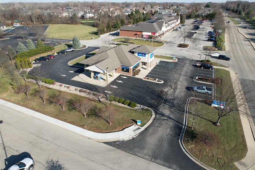 More Photos Of 12620 E 116th St, Fishers Bank For Sale