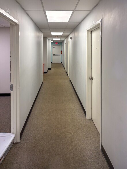 More Photos Of 120 Webster St, Pawtucket Manufacturing For Sale