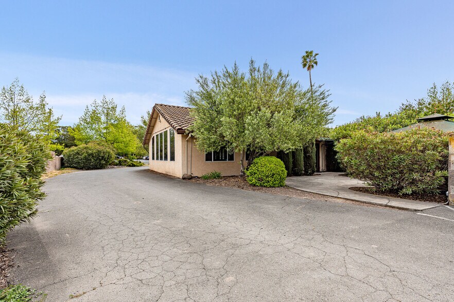 More Photos Of 1247 Broadway, Sonoma Office Residential For Lease