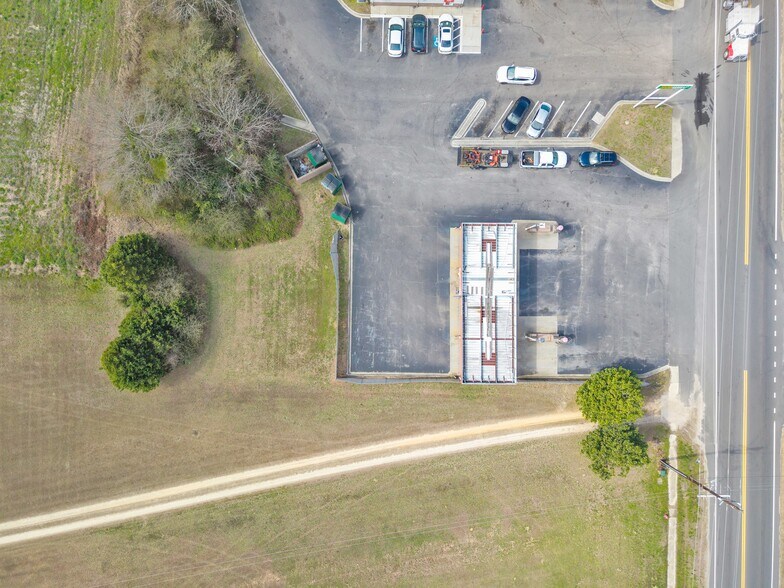 More Photos Of 206 Railroad Ave E, Wagener Freestanding For Sale