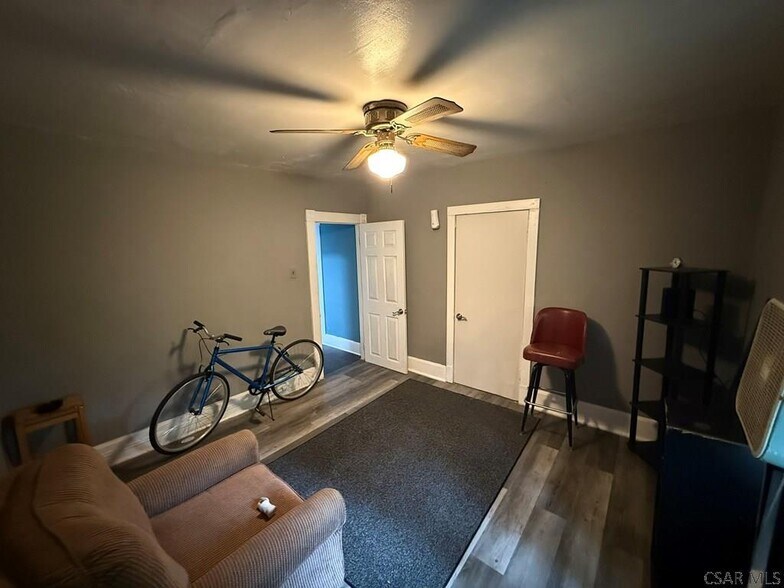 More Photos Of 534 Sheridan St, Johnstown General Retail For Sale