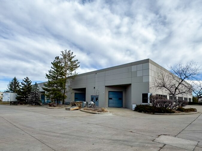 More Photos Of 6880 Winchester Cir, Boulder Manufacturing For Lease