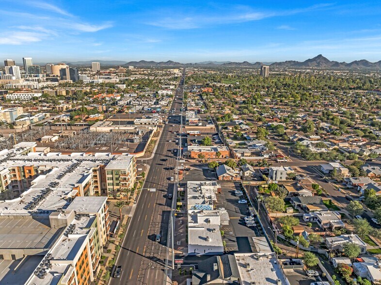 More Photos Of 2317 N 7th St, Phoenix Storefront For Lease