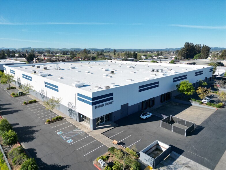 Primary Photo Of 256 Sutton Pl, Santa Rosa Distribution For Lease
