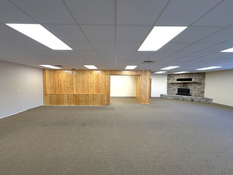 More Photos Of 603 Minnesota Ave W, Walker Storefront Retail Office For Lease